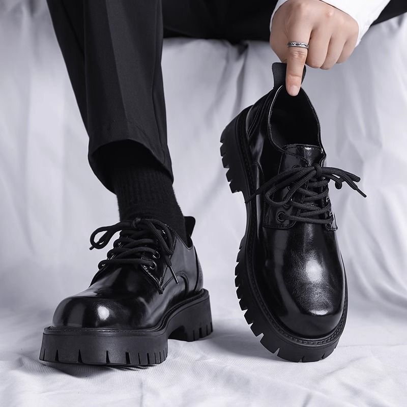 Nuove Scarpe da Uomo 2026 con  - Men Shoes Official recensione e prezzo