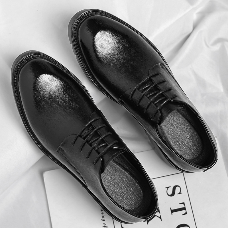 Scarpe Eleganti da Uomo in Pel - Men Shoes Official recensione e prezzo