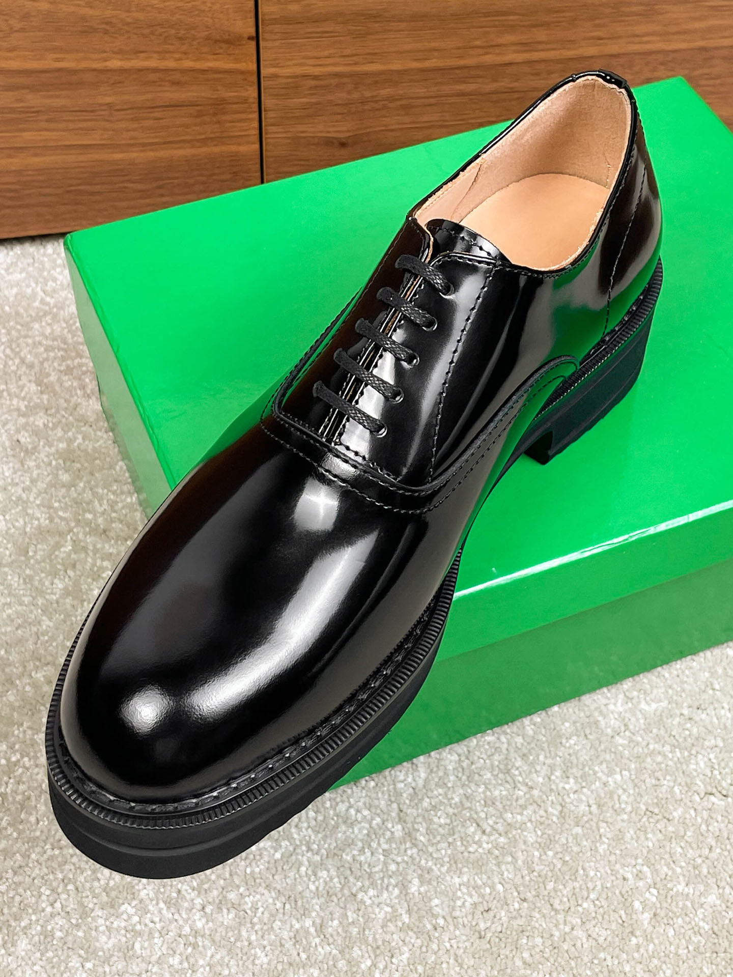 Scarpe in pelle invisibili con - Men Shoes Official recensione e prezzo